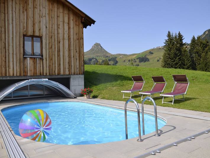 Ferienhaus für 5 Personen, mit Terrasse und Pool sowie Sauna im Bregenzerwald