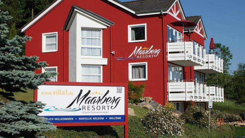 Ferienwohnung für 2 Personen, mit Terrasse und Sauna sowie Garten, mit Haustier in Schalkenmehren