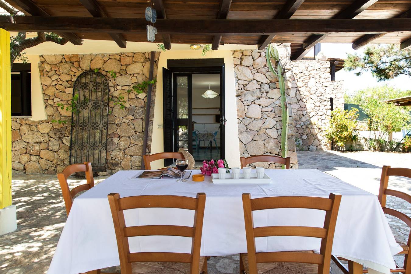 Appartement entier, Appartement 'Acqua Marina' avec vue sur la mer, Wi-Fi et climatisation in Punta Molara, San Teodoro