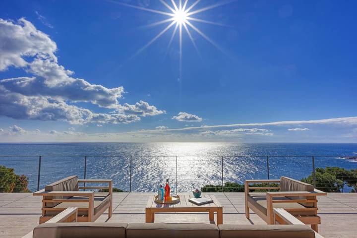 Villa pour 8 personnes, avec Vue sur l’océan ainsi que Terrasse et Jardin à Tamariu