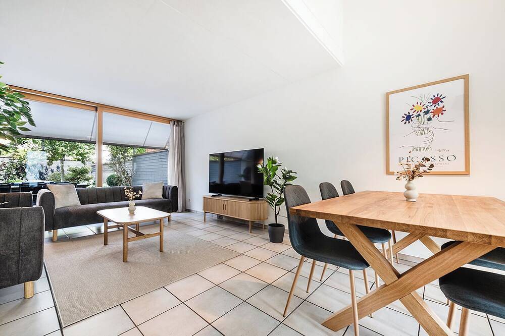 Haus mit Garten, Whirlpool, Sauna und Parkplatz in Kreuzlingen, Bodensee (Schweiz)