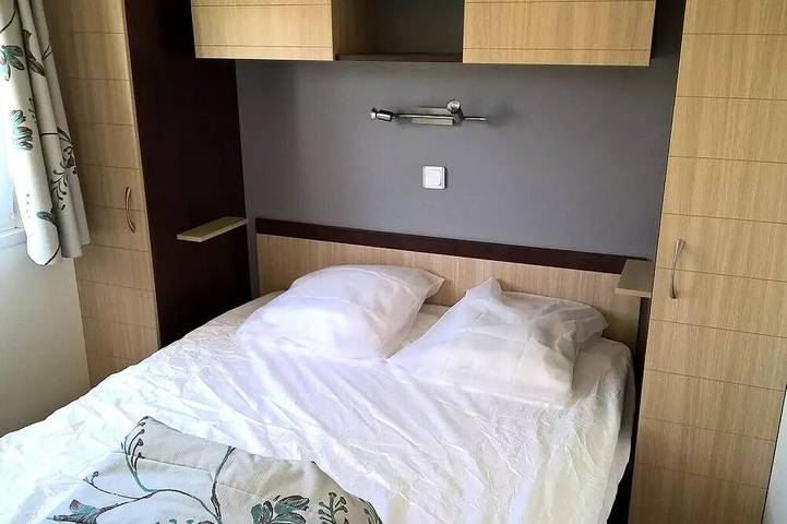 Camping pour 6 personnes à Brem-sur-Mer - 4