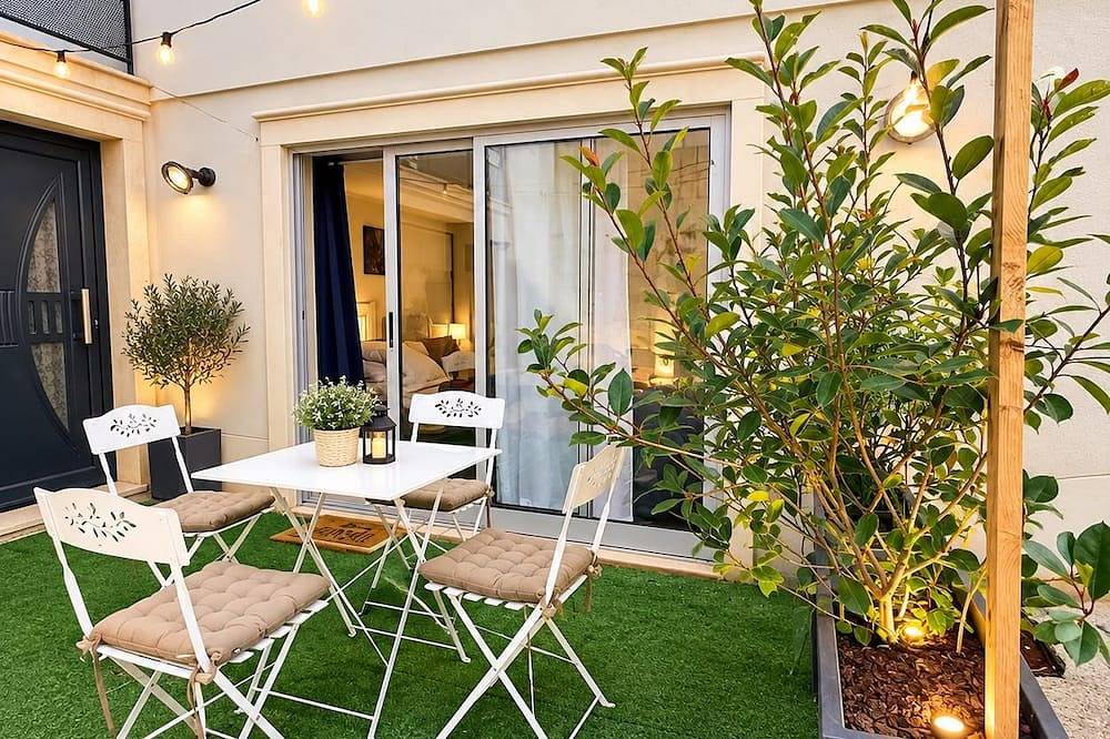 Les Toits de Gavroche, Parisian style, 8 min from Disneyland Paris. Sleeps 6. 55 m² in Serris, Sena y Marne