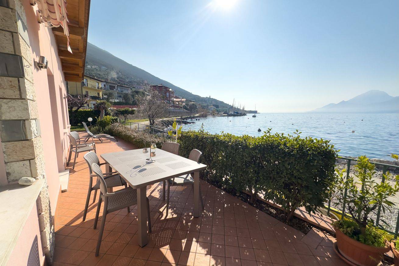 Villa für 2 Personen mit Balkon/Terrasse in Brenzone, Gardasee-Berge