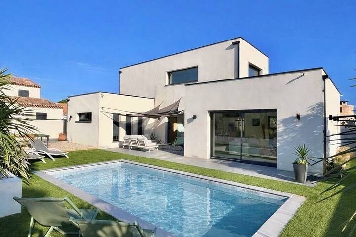 Location de vacances pour 8 personnes, avec jardin à Pérols