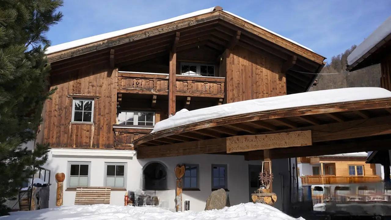 Entire holiday apartment, Holiday apartment for 4 people with terrace in Obergurgl, Sölden
