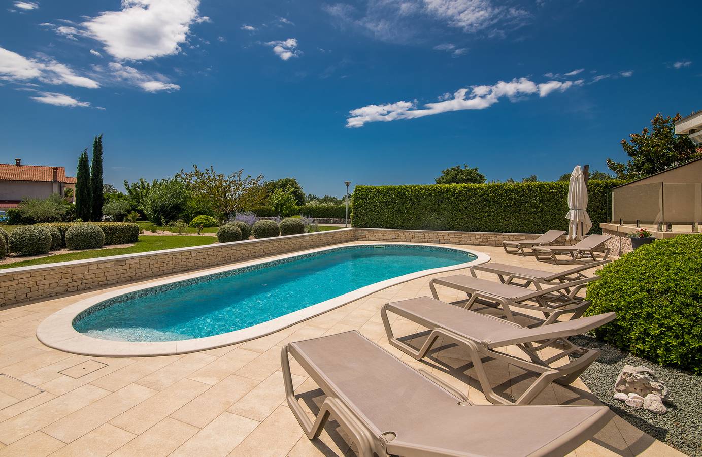 Villa Gardena with heated pool in Krk Stadt, Krk