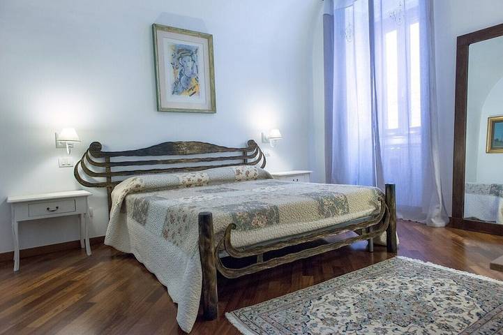 Palazzina Porta di Mare in Spiaggia del macello, Bisceglie