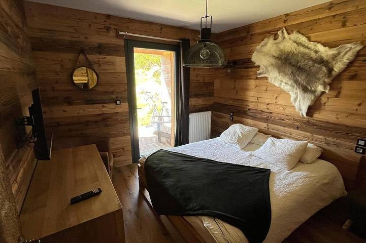 Gîte pour 8 personnes à Saint-Maurice-de-Ventalon - 2