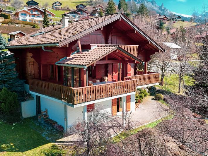 Gîte pour 16 personnes, avec Balcon ainsi que Terrasse et Jardin à Bernex