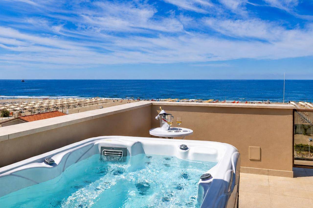 Hotel Biagi & Residence in Lido di Camaiore, Camaiore