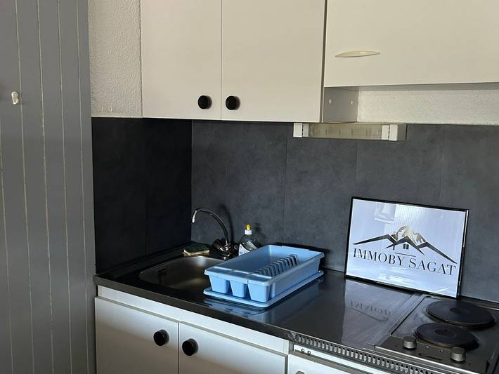 Gîte pour 4 personnes, avec terrasse dans Office De Tourisme Super Besse - 2