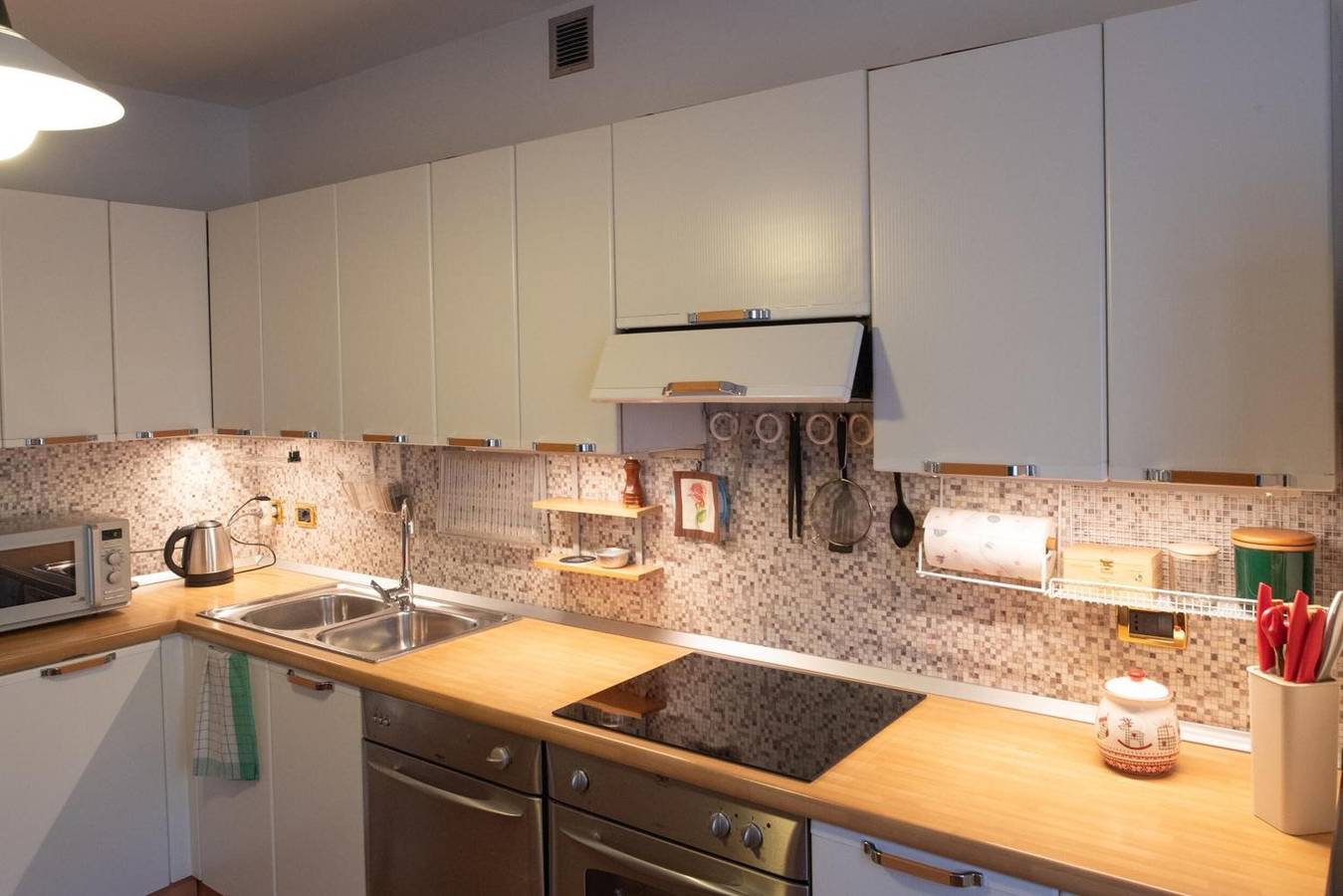 Appartamento intero, Appartamento 'Moser P' con Vista Montagna, Balcone e Wi-Fi in Levico Terme, Lago di Caldonazzo