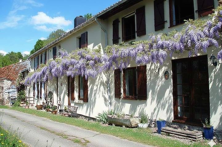 Gîte pour 17 personnes, avec jardin, animaux acceptés