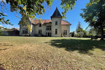 Chambre d’hôte pour 2 personnes, avec jardin à Saint-Clair-de-la-Tour
