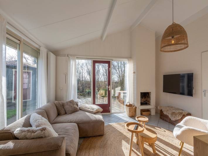 Ferienhaus für 5 Personen, mit Terrasse und Pool sowie Garten in Petten - 2