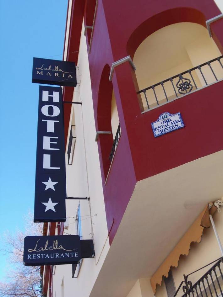 Hôtel pour 4 personnes, avec Terrasse et Jardin à Pinos Genil