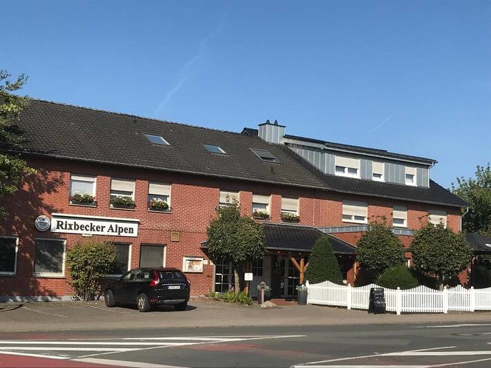 Hotel, mit Terrasse und Garten in Lippstadt