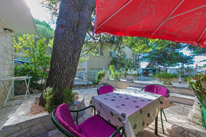 Ferienwohnung für 2 Personen, mit Balkon/Terrasse in Brela