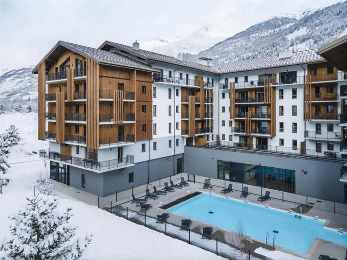 Gîte pour 6 personnes, avec piscine ainsi que balcon et sauna, animaux acceptés à La Salle-les-Alpes - 3