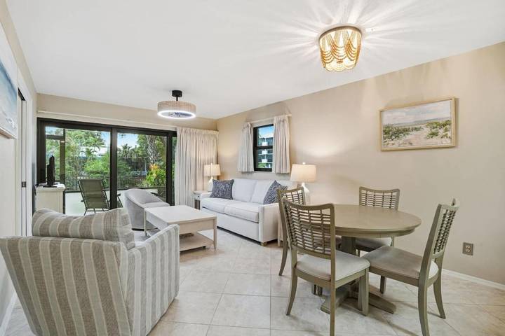 Hus för 6 Personer, med terass och pool - 1