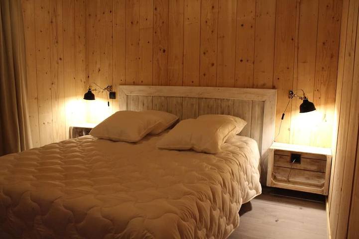Chalet \"Le Pradou\" Neubau, kostenloses Wlan, Heizung inklusive in Murol, Regionaler Naturpark Volcans d'Auvergne