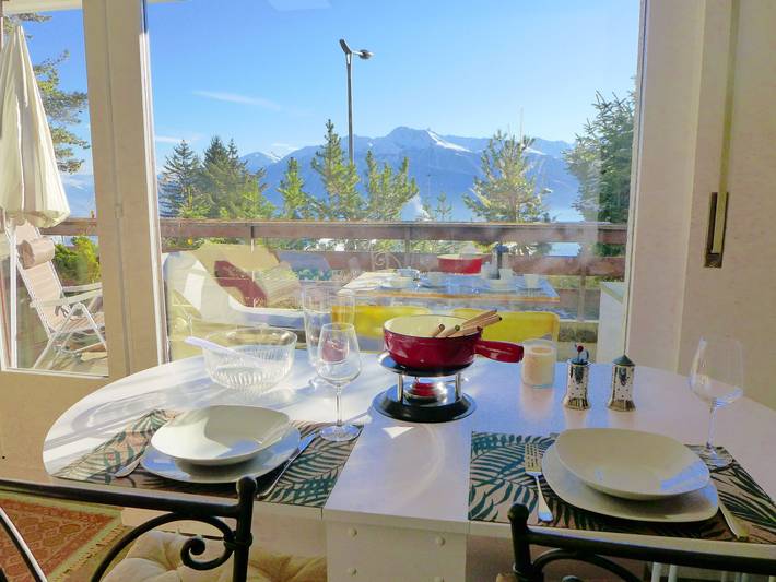 Gîte pour 2 personnes, avec sauna et terrasse à Crans-Montana - 3