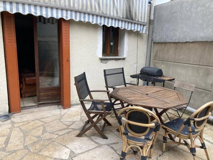Location de vacances pour 10 personnes, avec jardin à Garges-lès-Gonesse - 2