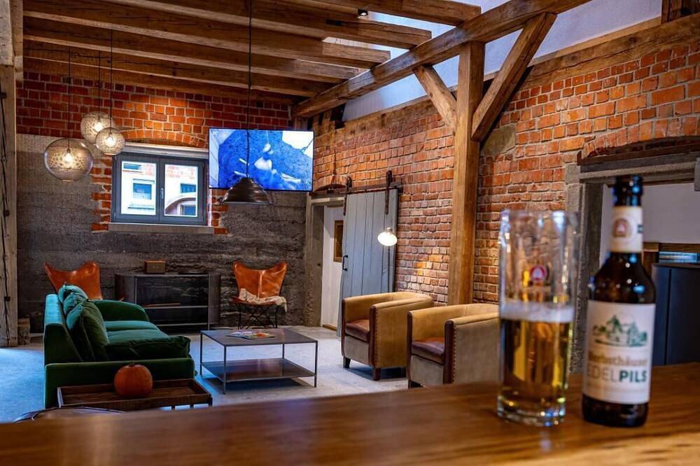 Landurlaub mit neugierigen Blicken in den Stall, eingezäuntem Garten, Kamin und Sauna in Rot am See, Hohenlohe
