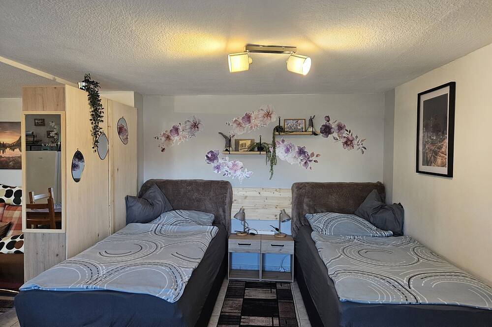 Ganze Wohnung, Ferienwohnung/App. für 2 Gäste mit 40m² in Ober-Mörlen in Ober-Mörlen, Wetterau