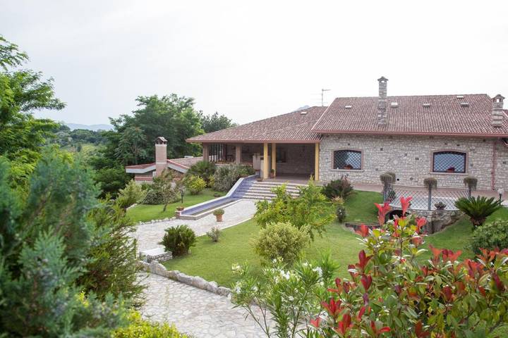 Agriturismo per 2 persone, con Giardino e Panorama in Provincia di Benevento