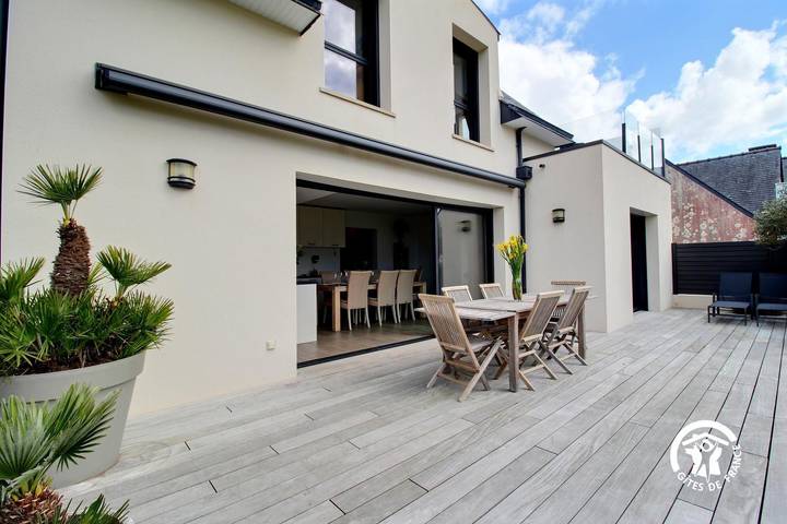 Gîte pour 8 personnes, avec jardin dans Plage de Landrezac - 4