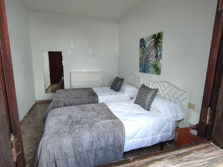 Location de vacances pour 6 personnes, avec vue et terrasse à Orzola - 4