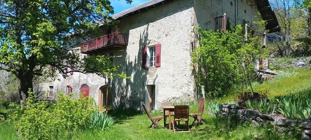 Casa de vacaciones para 12 personas, con vistas y jardín - 1