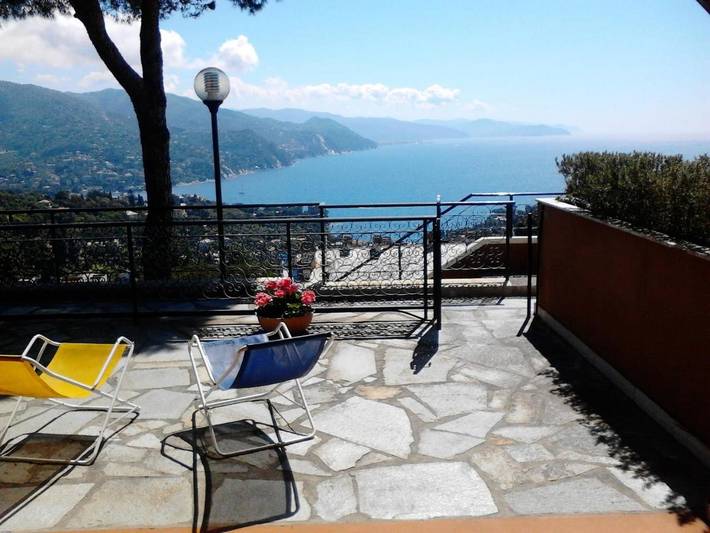 Appartamento per 7 persone, con Balcone e Terrazza nonché Giardino e Piscina in San Michele di Pagana