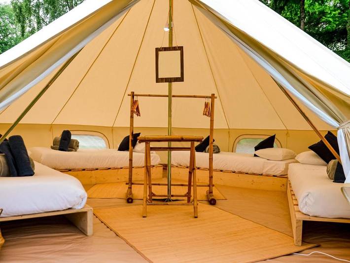 Tente pour 4 personnes, avec terrasse ainsi que jardin et vue dans le Lot - 2