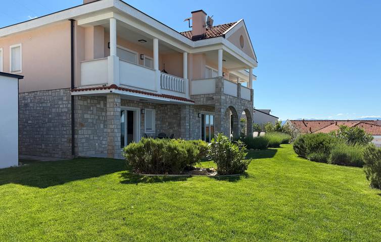 Ferienhaus für 17 Personen in Crikvenica