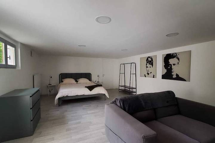 Location de vacances pour 8 personnes, avec jardin et terrasse à Montigny-sur-Loing - 2