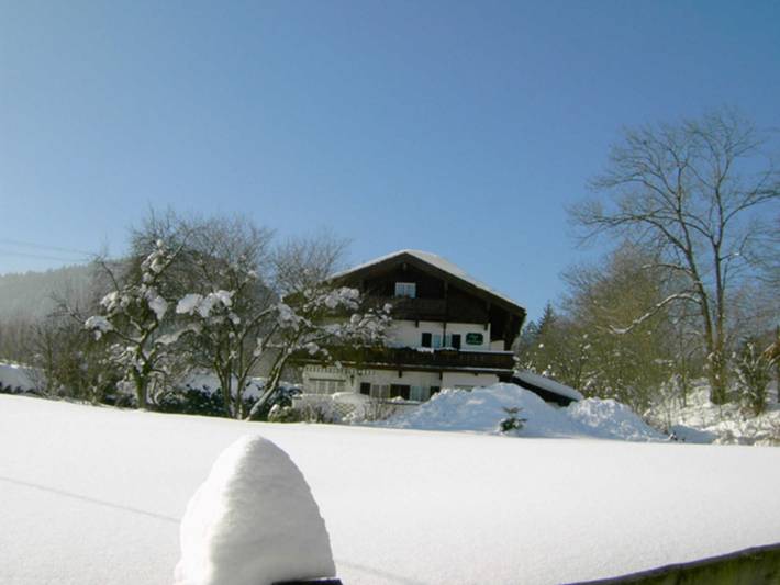 Ferienwohnung für 2 Personen, mit Seeblick und Garten sowie Balkon und Ausblick in Bad Wiessee - 2