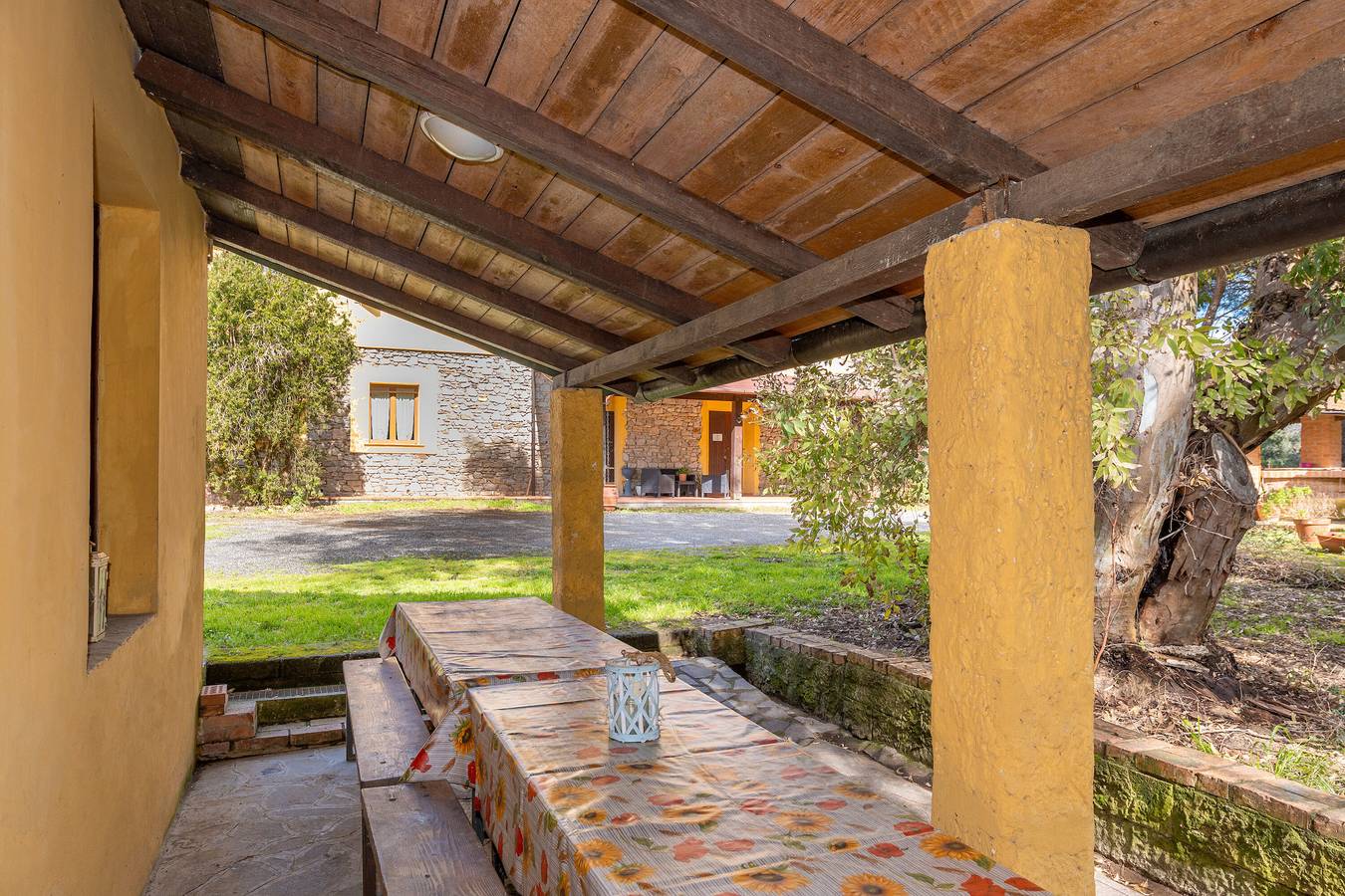 Room 'Rosmarino' with Shared Garden in Etruscan Coast