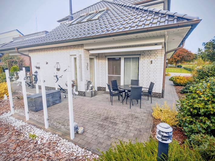 Ferienwohnung für 6 Personen, mit Terrasse und Garten in Leer