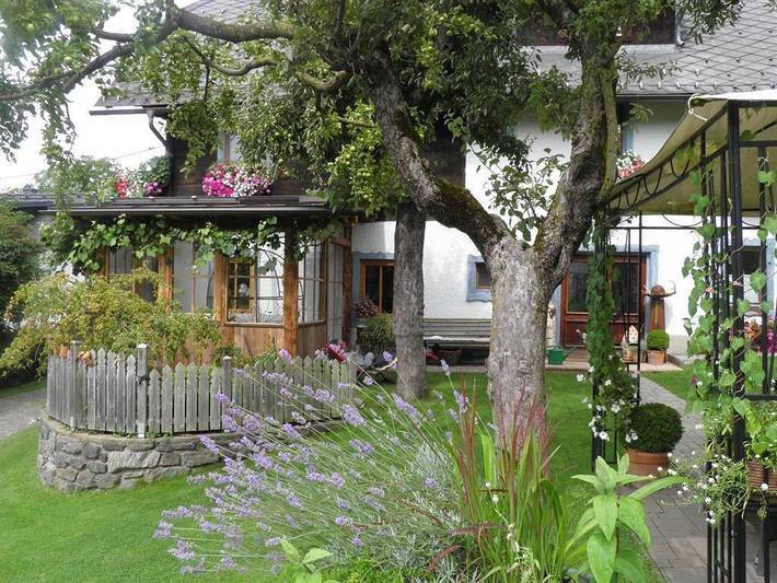 Bauernhaus für 3 Personen, mit Ausblick und Garten sowie Terrasse - 1