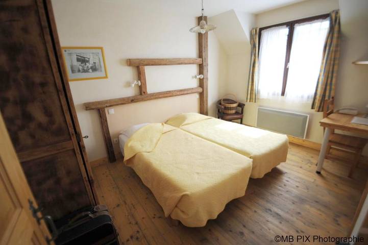 Hôtel pour 2 personnes, avec jardin et terrasse, animaux acceptés dans Plage Champ de l'Eau - 2