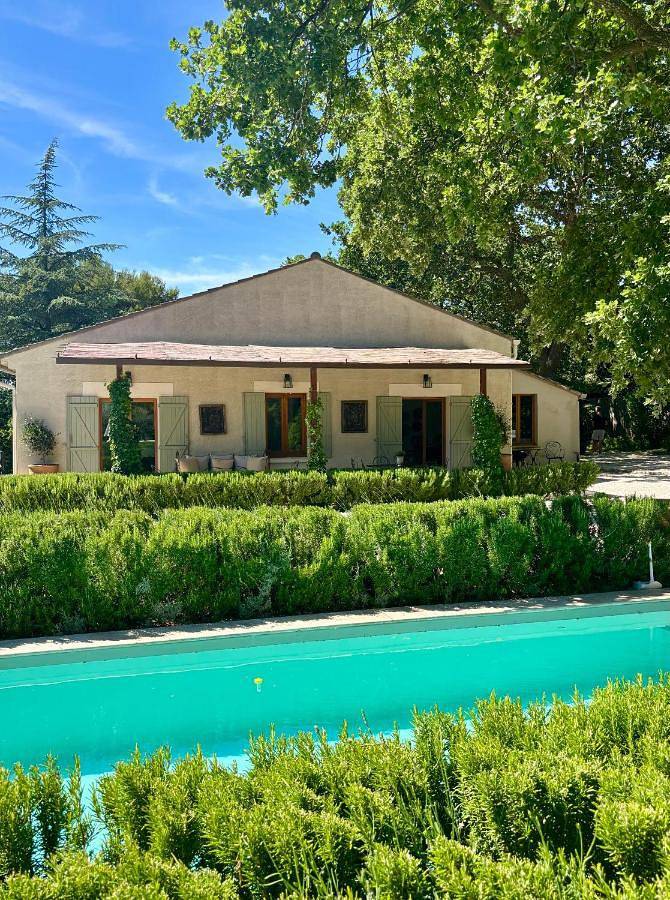 Villa for 8 people, with garden and pool as well as view - 1