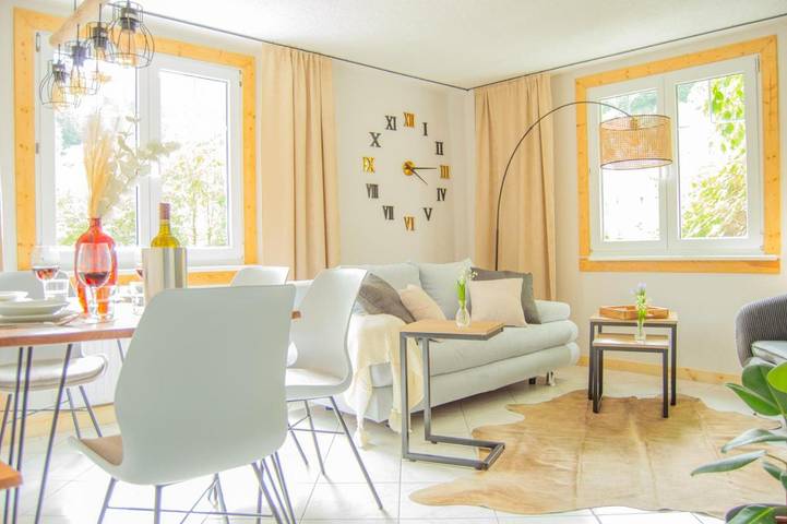 Ferienwohnung für 6 Personen, mit Terrasse und Garten sowie Sauna