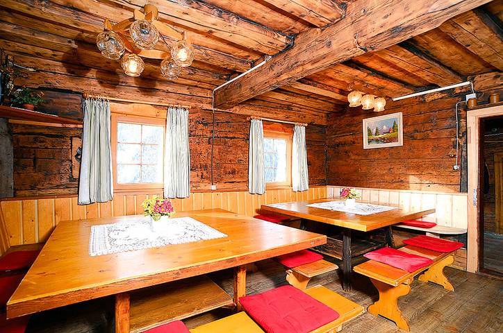 Ferienhaus für 25 Personen, mit Ausblick und Sauna sowie Terrasse in Heiligenblut - 2