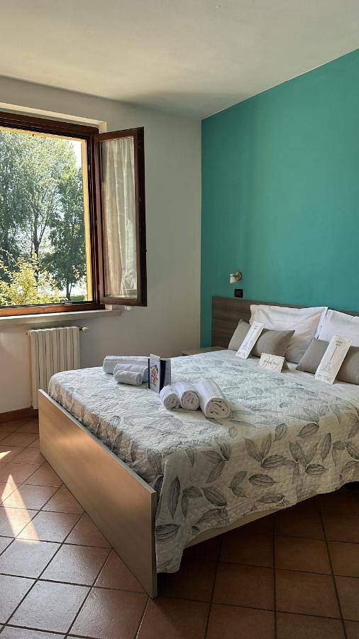 Maison d’hôte pour 4 personnes, avec vue ainsi que jardin et vue sur le lac à Mantoue - 4