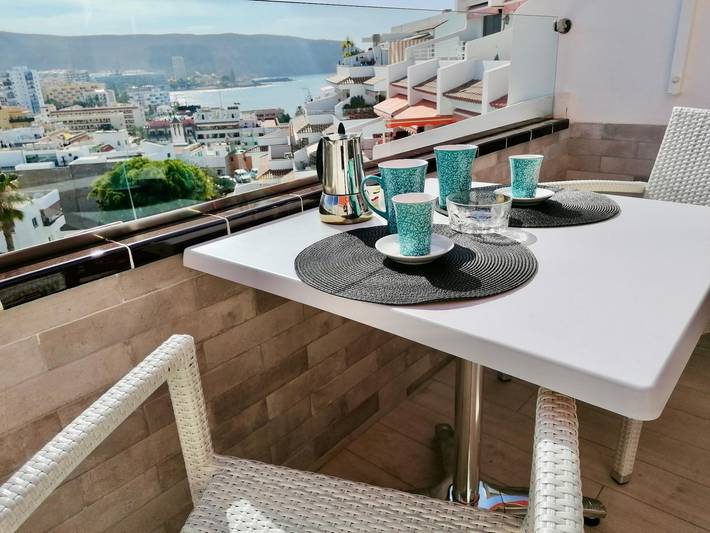 Gîte pour 2 personnes, avec terrasse ainsi que vue sur l’océan et piscine à Los Cristianos - 4