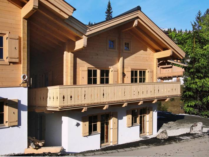 Chalet für 10 Personen, mit Balkon und Terrasse in Königsleiten