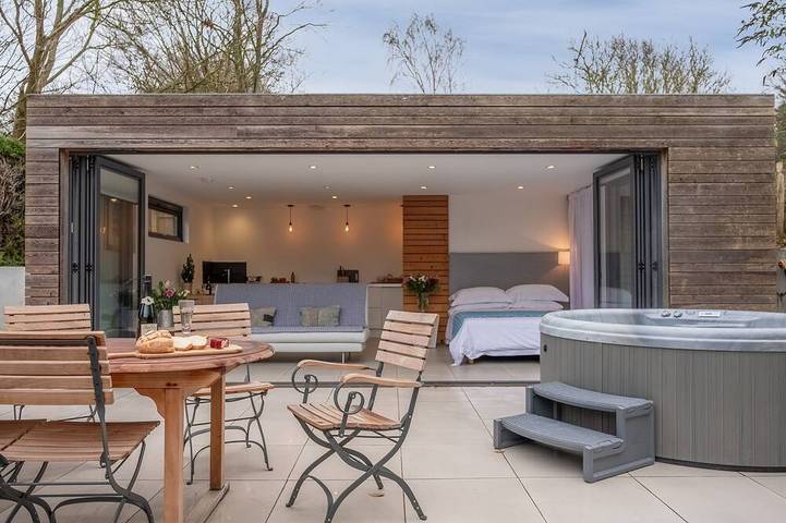 Holiday apartment for 2 people, with terrace and hot tub as well as garden, with pets - 1